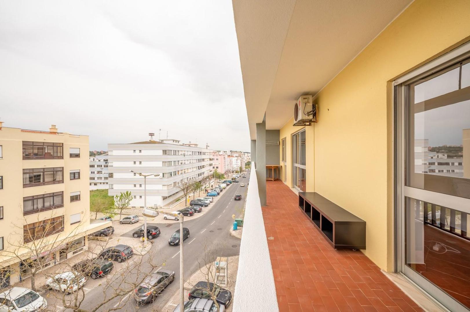 Guestready - Glowing Hideaway In Almada Zimmer foto